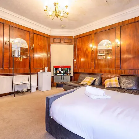 -rbbc-cozy Double In Shared House Leeds (West Yorkshire)