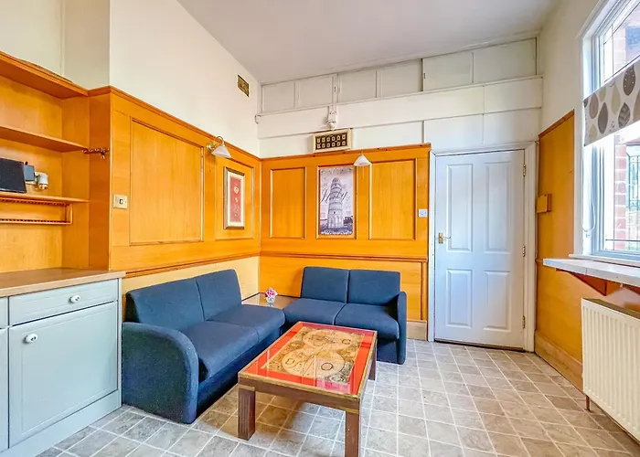 -rbbc-cozy Double In Shared House بيت ضيافة *